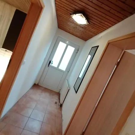 Lejlighed Ferienwohnung Aichelberg *